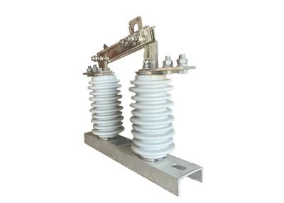 China 24 kV Hochspannungs Isolator Schalter 700 Pa Für elektrische Systeme Einphasige Außen-AC-Stromabschalter zu verkaufen