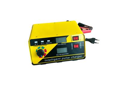 China Langlebiger 12v / 24v tragbarer Auto-Batterie-Ladegerät Sprungstarter 260w zu verkaufen