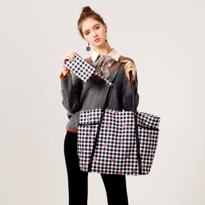 China Portable Shopping Tote Bags No Minimum Zipper Fashion Women Big Large Cotton Custom Tote Bag With Pocket With Designer Oversized Woman for sale