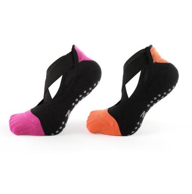 China Sporty Anti Slip Socks Non Slip Soft Silicone Custom Unique Women Ties Grip Yoga Socks for sale