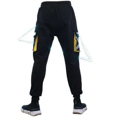 China Breathable special hot sale men loose feeling down big pocket leisure butterfly slim fit hip hop pants for sale