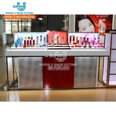 China Retail Custom Mall Floor Standing Mall Counter Gondola Counter Beauty Display Rack MDF Cosmetic Makeup Display Cases for sale