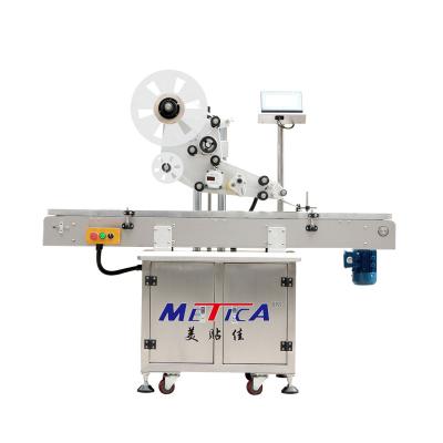 China Automatic CLOTHING adhesive label applicator and flat top surface labeling machine for box and bottles price for sale