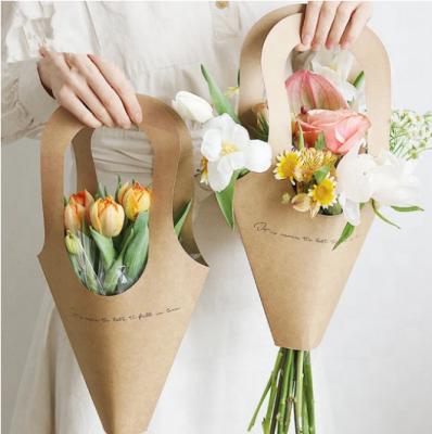 China Recycled Materials Manufacture Kraft Whole Sale Bag Gift Bag Paper Flower Paper Carrier Bags for sale