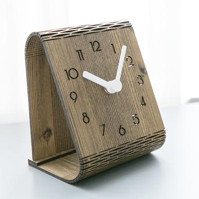 China Manufacturer 3D Digital MDF Antique Square Home Decor Wall Clock Modern Creative Design China Style, DIY Wooden Table Clock for sale