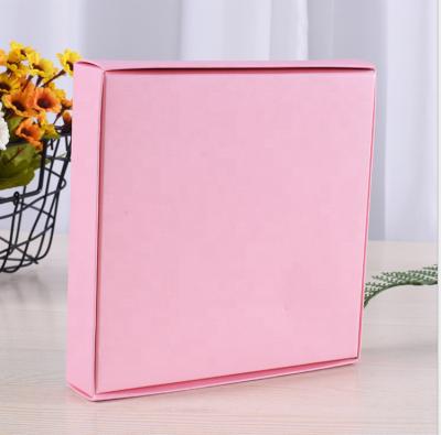 China Disposable Custom Logo Printing Paper Box Gift Dress Packaging for sale