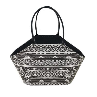 China Viable Wholesale Novelty PU Faux Leather Basket Christmas Gift Storage Baskets for sale