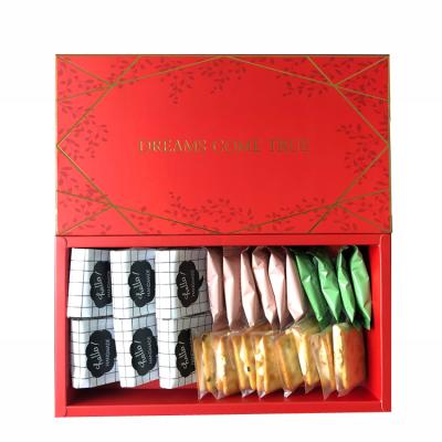 China Recyclable Custom Design Cardboard Food Gift Box Food Grade Egg Yolk Paper Puff Box for sale