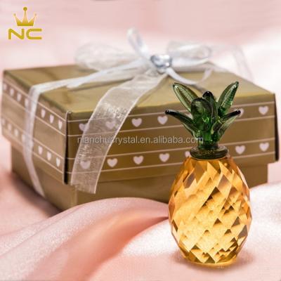 China China Crystal Craft Glass Paperweight Figurine Ornaments Crystal Pineapple For Home Decoration Gifts for sale