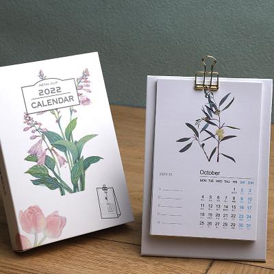 China Loose Leaf Metal Monthly Clip Mini Card Table Desktop Calendar Latest 2022 Custom Made for sale