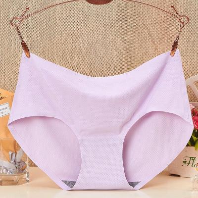 China New Ice Mesh Midwaist Breathable Antibacterial Traceless Wire Mesh Women's Underwear One Piece Women's Large Size Briefs Panties for sale