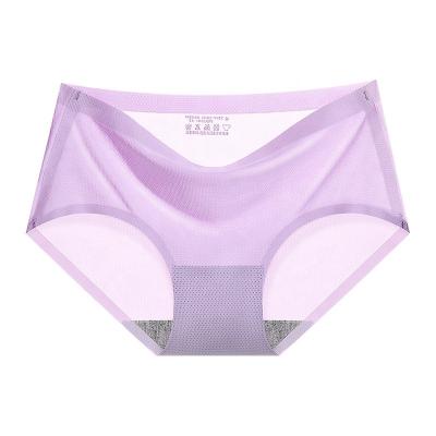 China Antibacterial Women Summer Traceless Ice Briefs Multicolor Women Mid Waist Plus Size Breathable Mesh Briefs Quick Dry Panties for sale