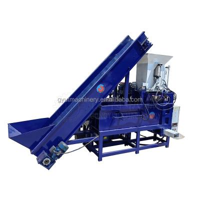 China PLC 1000g Per Bag Sawdust Baler Hydraulic Press Wood Shaving Horse Bedding Tunisia for sale