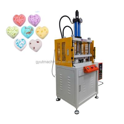 China Fizzy Bath Bomb Balls Made by 10 Ton Hydraulic Press with Natural Salts Essential Oil for sale