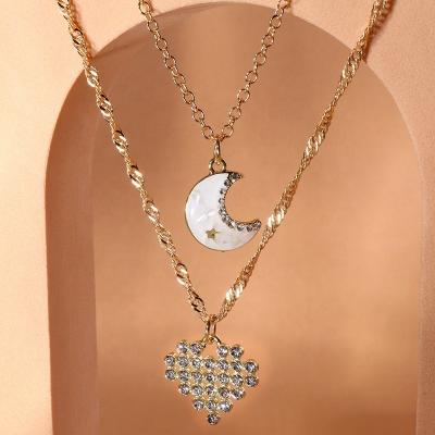 China Gold Color Moon Crystal Love Hearts Necklaces Women Jewelry Pendants Durable White Women Necklaces Female Jewelry Gifts for sale