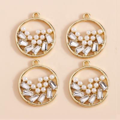 China 4pcs/bag 21*18mm TRENDY Exquisite Hiphop Design Pendant Necklace Rhinestones Beads CZ Round Circle Charms DIY Jewelry Pendant for sale