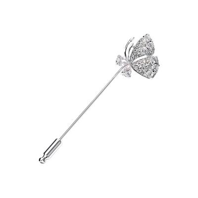 China Pin Brooch Gold Plated Metal Handmade Designer Popular Brands Diamond Butterfly Brooch For Women for sale