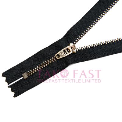 China Environmental Friendly Factory Price #3YG #4YG YKK Metal Zipper YG Puller Antique Brass Jeans Back Zipper For Pants for sale