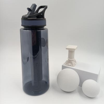 China Sustainable Wholesale Plastic Sports Bottles With Straw for sale