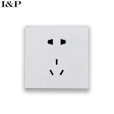 China Residential / General Purpose High Quality Customizable White PC Keyboard Switch Five-hole Hardware Type Power Outlet And Wall Socket for sale