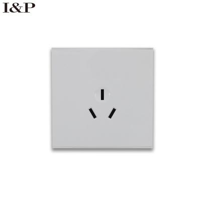 China High Quality Residential / General Purpose Customizable White PC Keyboard Material Wall Type Switch And Socket Three-hole Socket for sale