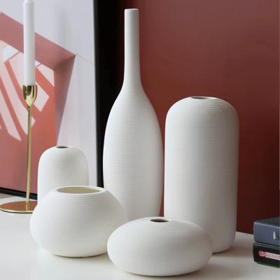 China (1300 degrees) Nordic vase set high temperature fired Art Porcelain Home Threaded White handmade ceramic wholesale decoration for sale