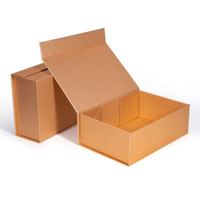 China Recyclable Collapsible And Rigid Lid In-stock Magnetic Gift Boxes With Magnetic Closure Gold Color for sale