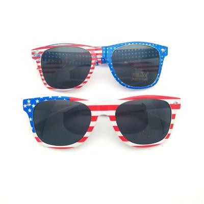 China Fashion sunglasses factory directly supply rice nail flag glass ball party american flag customizable sunglasses for sale