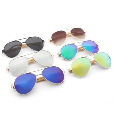 China New Fashion Sun Glasses Insect Pattern Bamboo Wooden Sunglasses With Metal Frames UV400 Driving Sunglass For Men for sale