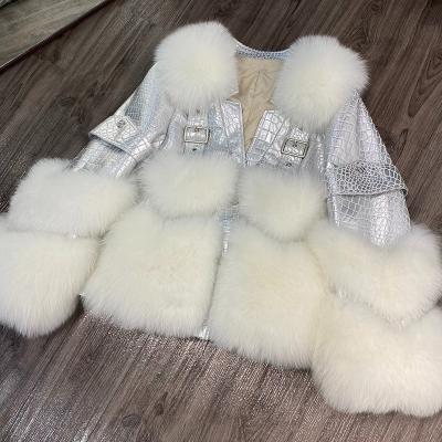 China Autumn New Women Real Fur Jacket V-Neck White Fox Fur Coat Ladies Anti-wrinkle for sale