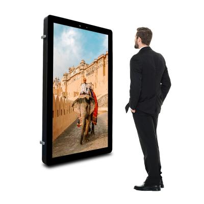 China 55 Inch Waterproof Outdoor Digital Signage Wall Mount Poster Digital Advertising Touch Screen LCD Advertising Display Equipment for sale