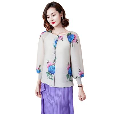 China 2022 Viable Outwear Fashion Coat Designer Casual Pleated High Stretch Cardigan for sale