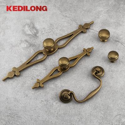 China Zinc Alloy Retro Furniture Hardware Ring Hollow Light Luxury Handle Gold Buffet Handle Semicircular Drawer Wardrobe for sale