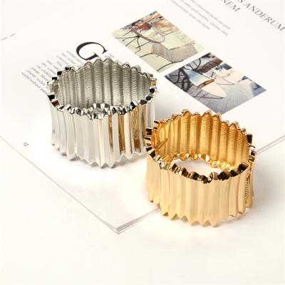 China Other Fashion Overdone Irregular Shape Gold Plated Alloy Wide Cuff Bangle Bracelet For Woman for sale