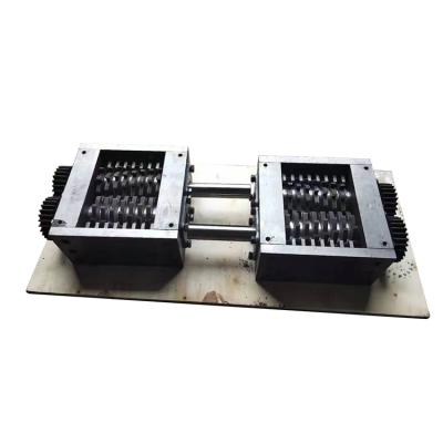 China Factory Carton Multifunctional Plastic Tire Pallet Shredder Cutting Blades Chamber Rubber Wooden Box for sale