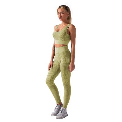 China Breathable Seamless Fitness Women Two Piece Yoga Set Snake Pattern Gym Leggings And Top Sportswear for sale