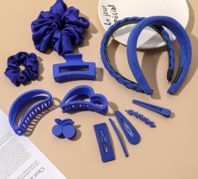 China Environmental Friendly Hot Selling Pure Blue Plastic BB Clips Hair Band And Wide Headband For Women for sale