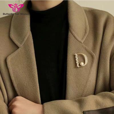 China High Quality ALLOY Women Fashion Crystal Brooches Luxury Jewelry Brooch Pins Breastpin for sale