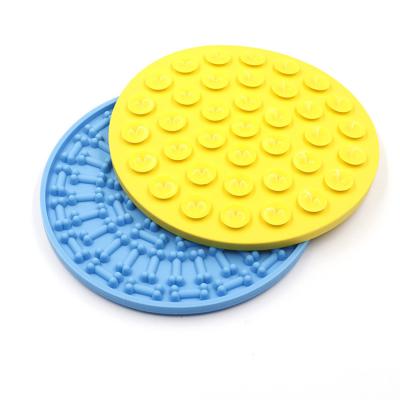 China Custom Sustainable Food Grade Bpa Free Durable Pet Bathing Suction Grooming & Training Slow Feeder Licking Pad Silicone Dog Lick Mat for sale