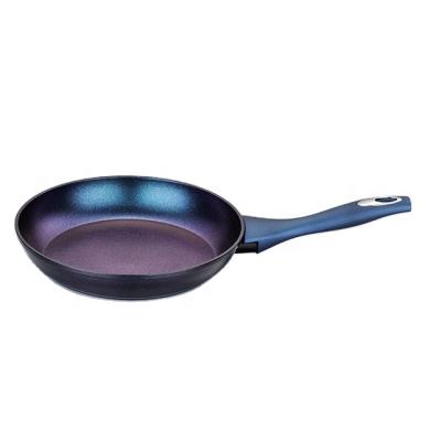 China 10 Inch Viable Aluminum Blue Diamond Non-Stick Forged Frying Pan for sale