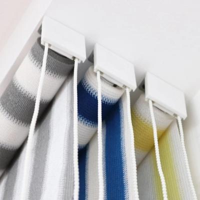 China Privacy Roller Vertail Curtain Fabric Indoor Blind HDPE For Window Shade Manufacturer In Shaoxing for sale