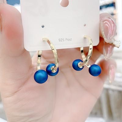 China FASHIONABLE Korean temperament personality pearl earrings 925 new silver mail fashion earrings for sale