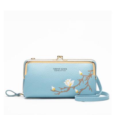 China Durable Business Style Ladies Clips With Strap Leather Mini Crossbody Phone Bags for sale