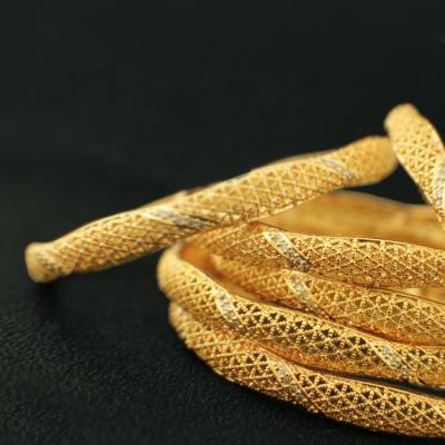 China Newest Fashionable Women Jewelry Brass Popular Gold Plated Bracelet for sale