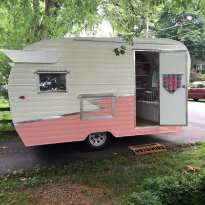 China Factory Direct Sale Cloud BD Travel Trailer Kitchen Camper Trailer For Sale Filipino for sale