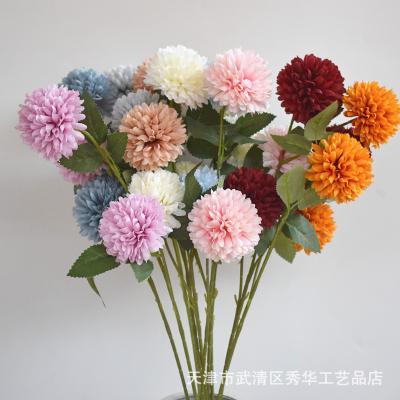 China NEW MODERN STYLE 3 Heads Chrysanthemum Ball Centerpiece Flower for Wedding, Home Decor, Party, Events, Baby Shower for sale