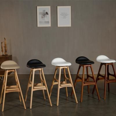 China Modern High Quality Modern Furniture Ash Wood Restaurant Cafe Bar Stools Chair Nordic Leather Bar Stools for sale