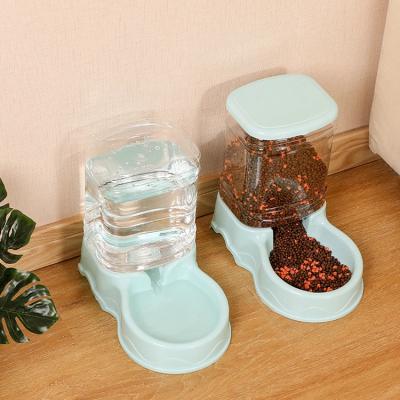 China Automatic Fast Delivery Smart Food Water Dispensers Bottle Rolls Automatic Pet Feeders for sale