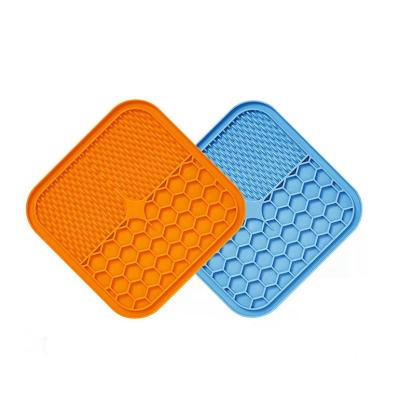 China Automatic Lots of Dog Food Mat Silicone Waterproof Dog Hot Selling Pet Feeding Mat for sale