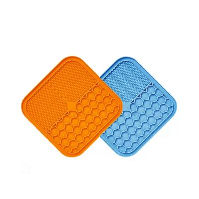 China Automatic Hot Sale Silicone Feeding Mats For Dogs Distract Cats And Dogs While Bathing for sale